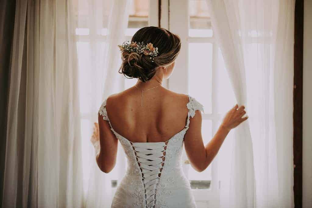 How to Buy the Right Undergarments for Your Wedding Dress